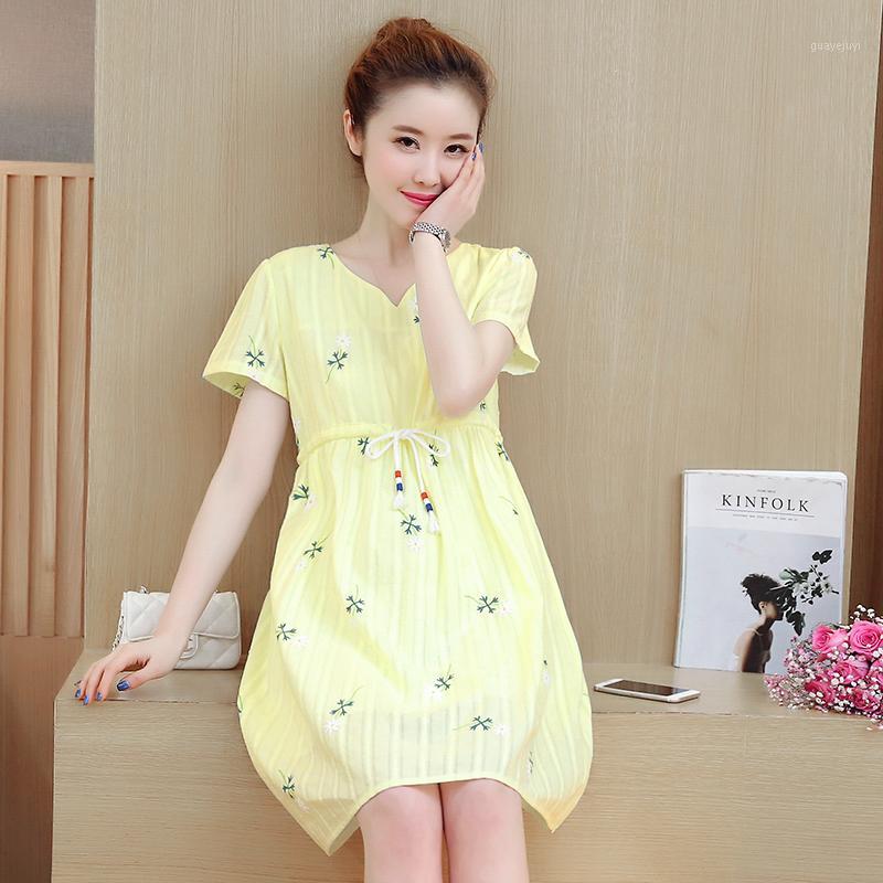 Maternity Cotton Dress Fashion Floral Printing Short-sleeved Summer Empire Dress Drawstring Waist Pregnant Women Mini1, White
Maternity Cotton Dress Fashion Floral Printing Short-sleeved Summer Empire Dress Drawstring Waist Pregnant Women Mini1, White