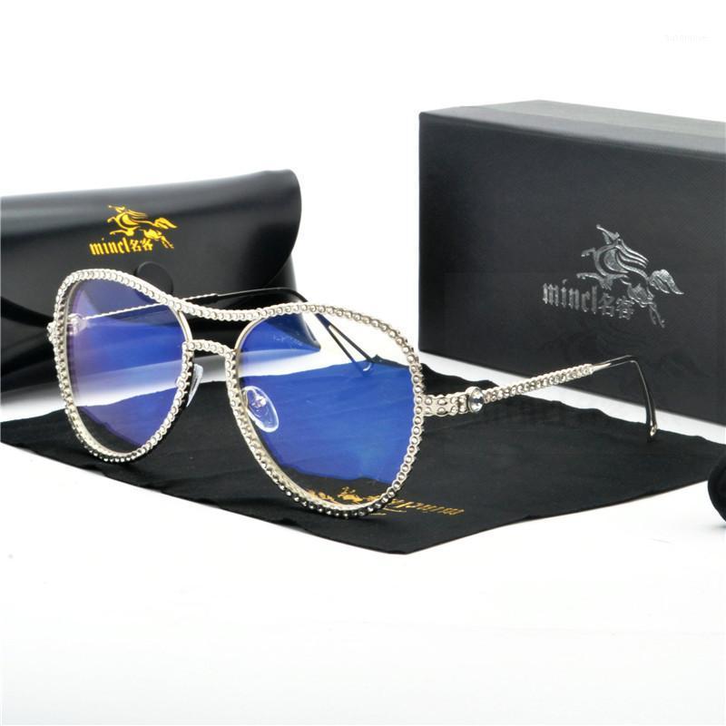 Pilot Sunglasses Women Decorative Rhinestone Brand Designer Copper Frame Clear lens Double Bridge Sun Glasses FML1
Pilot Sunglasses Women Decorative Rhinestone Brand Designer Copper Frame Clear lens Double Bridge Sun Glasses FML1