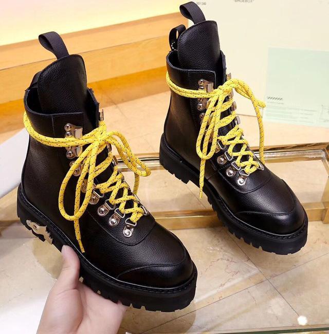 Platform flat Punk Ankle Boots for women genuine leather cross tied metal decor thick bottom Motorcycle short women boots1
Platform flat Punk Ankle Boots for women genuine leather cross tied metal decor thick bottom Motorcycle short women boots1