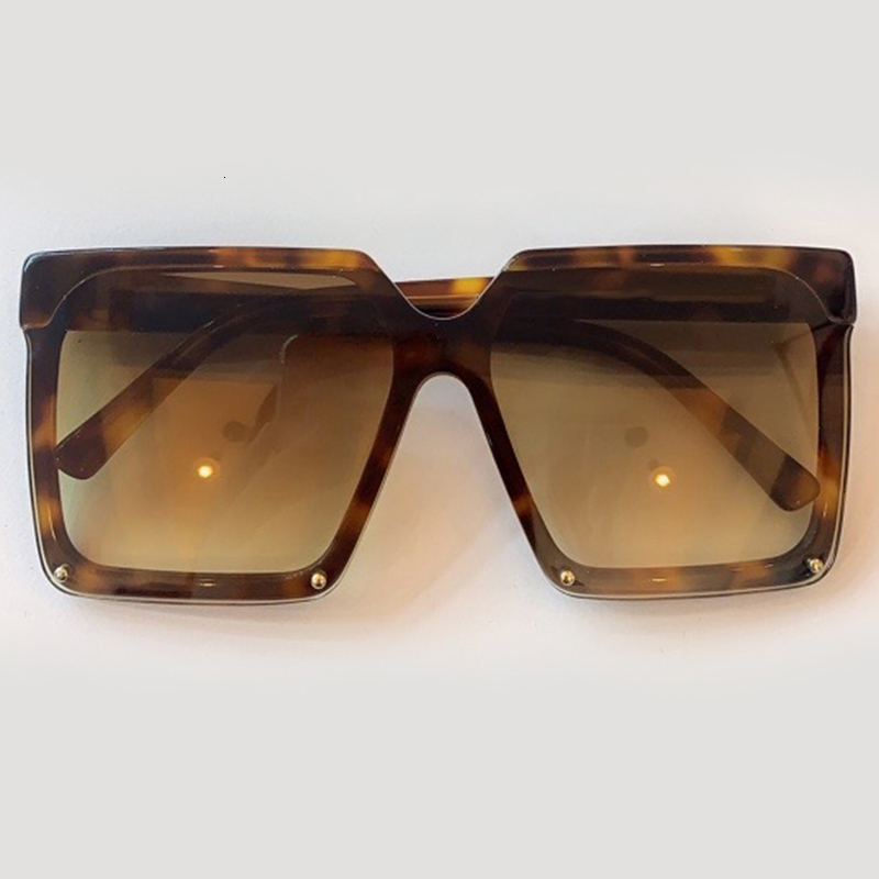 2021 New Vintage Oversized Sunglasses Women Fashion Brand Gradient Sun Glasses for Men Uv400 S9py
2021 New Vintage Oversized Sunglasses Women Fashion Brand Gradient Sun Glasses for Men Uv400 S9py