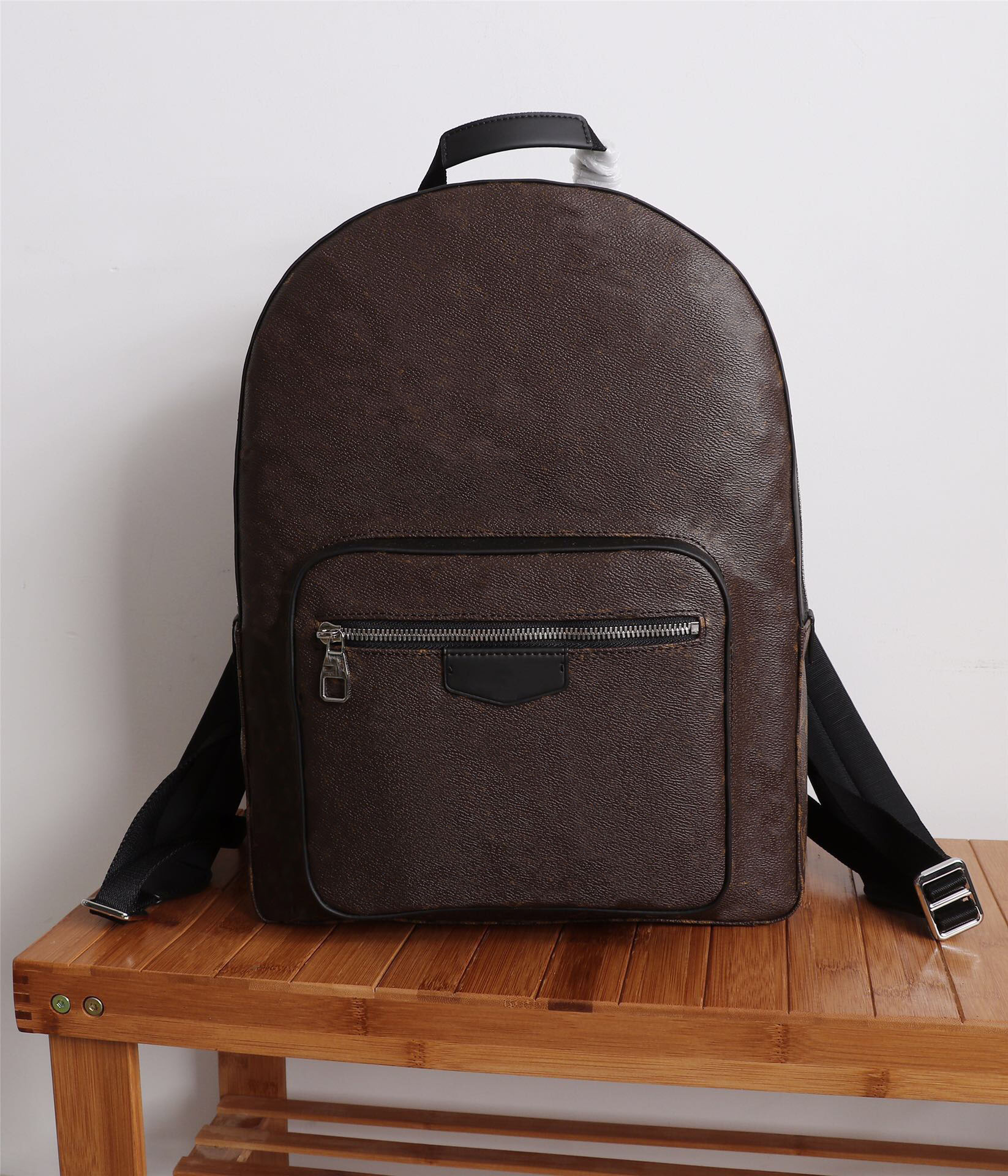 Men Backpacks Women Designers Bags 41530 Backpacks Fine Texture Large Size Large Capacity Interior Pockets Quality New Preppy Style Solid, Grey grid
Men Backpacks Women Designers Bags 41530 Backpacks Fine Texture Large Size Large Capacity Interior Pockets Quality New Preppy Style Solid, Grey grid
