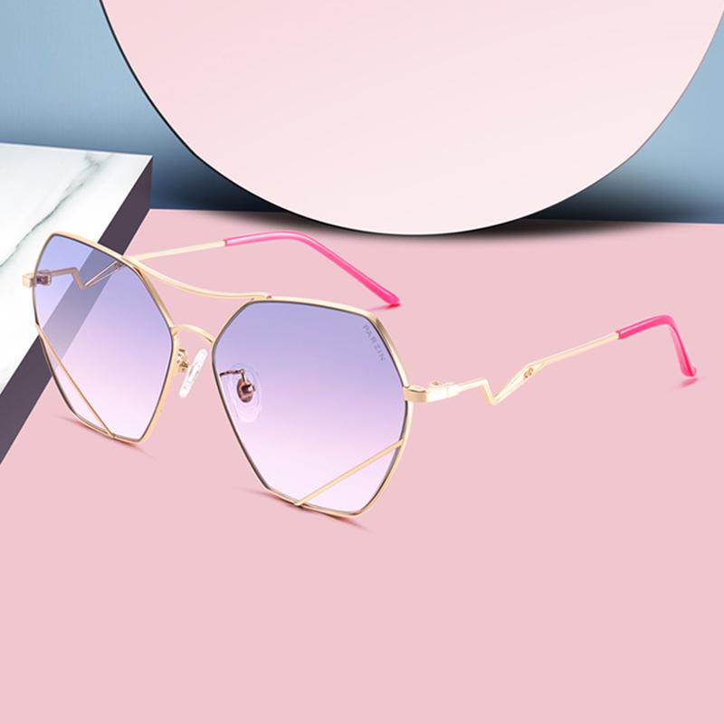 PARZIN Sunglasses Women Designer Sunglasses Wholesale Big Frame Fashion Fishing Eyewear with Box UV400 Gafas De Sol
PARZIN Sunglasses Women Designer Sunglasses Wholesale Big Frame Fashion Fishing Eyewear with Box UV400 Gafas De Sol