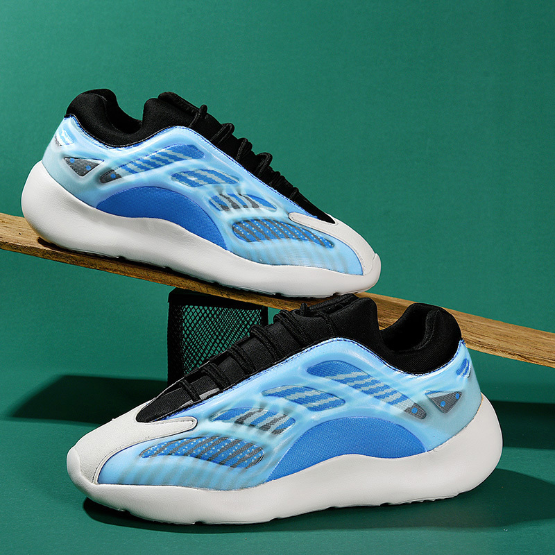 Fashion Shoes Men Chunky Dad Shoes Breathable Retro Couple Sneakers Luminous Trend Sports Men Sneakers Big Size Male Trainers LJ201124, Black;white
Fashion Shoes Men Chunky Dad Shoes Breathable Retro Couple Sneakers Luminous Trend Sports Men Sneakers Big Size Male Trainers LJ201124, Black;white