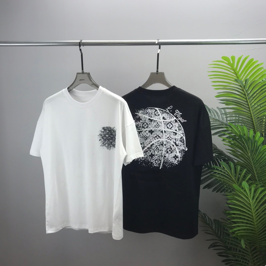 22SS Designer Letter Printed T Shirts Tee Fashion Sweatshirt High Street Short Sleeves Summer Casual T-Shirt Breathable Men Women Crew Neck Tees Dresses for Women 088, Black
22SS Designer Letter Printed T Shirts Tee Fashion Sweatshirt High Street Short Sleeves Summer Casual T-Shirt Breathable Men Women Crew Neck Tees Dresses for Women 088, Black