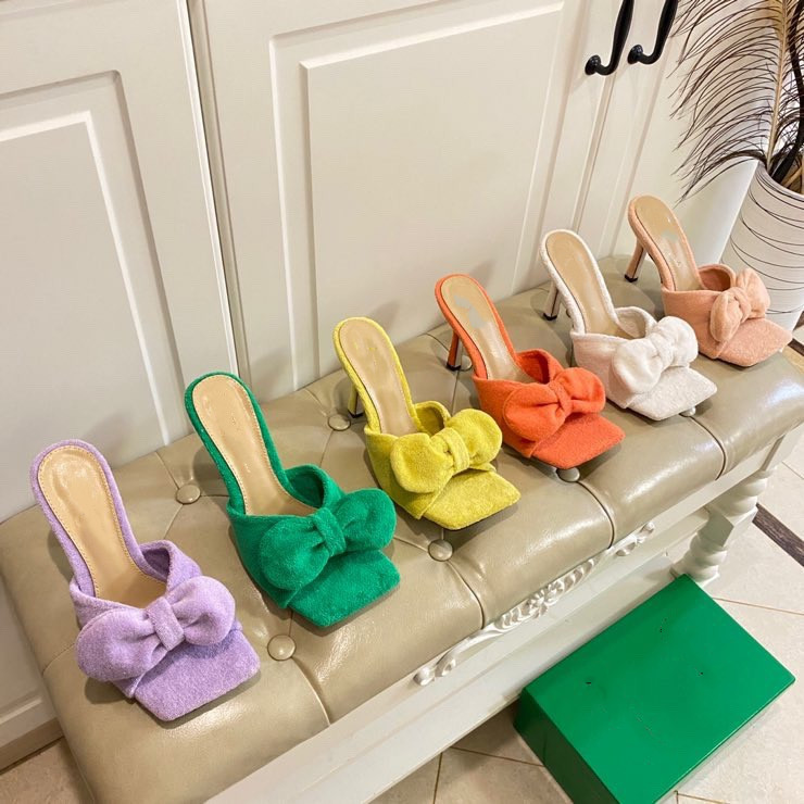 2022 Spring Summer Bow High Heel Fleece Slippers Fashion Famous Designer B Design Size 35-42 10cm Height Various Colors Comes with Box and Dust Bag, Green
2022 Spring Summer Bow High Heel Fleece Slippers Fashion Famous Designer B Design Size 35-42 10cm Height Various Colors Comes with Box and Dust Bag, Green