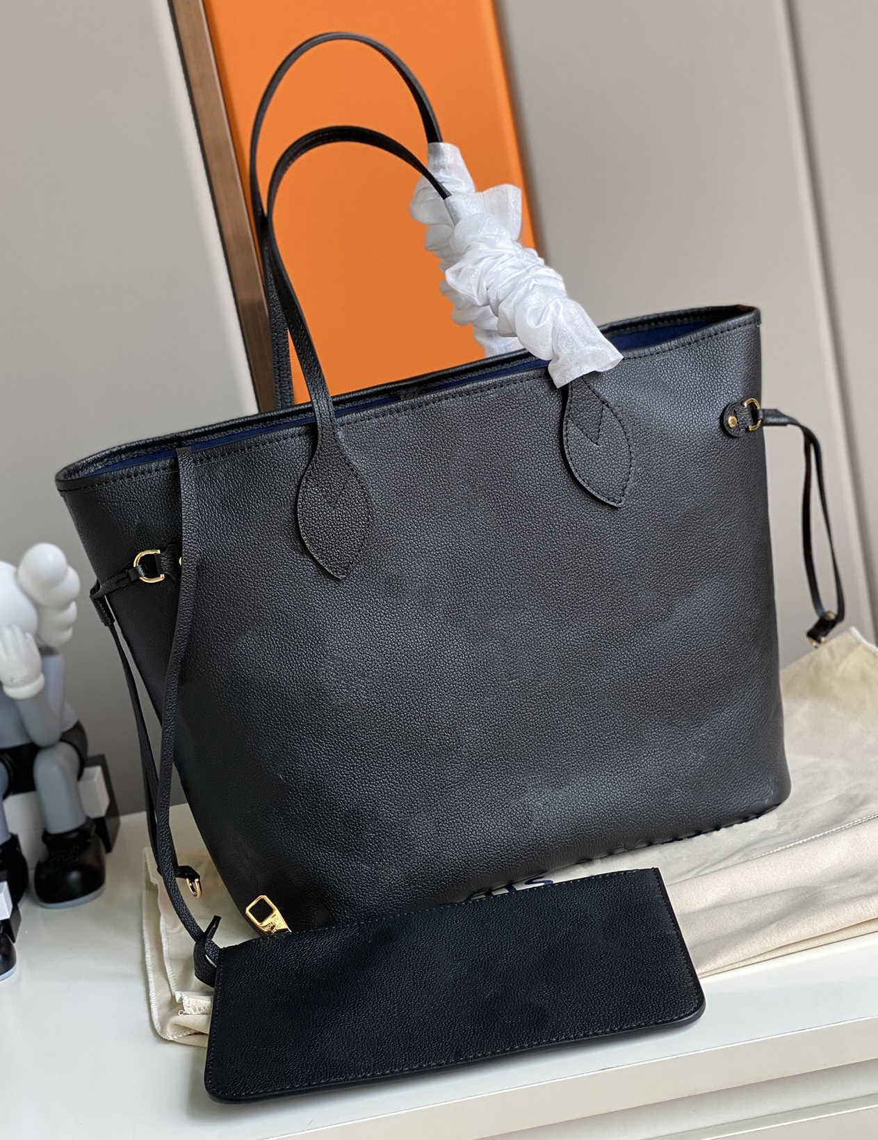 AAAAA+ real leather Totes WOMAN WOMEN luxurys designers bags fashion Handbags messenger crossbody shoulder bag Wallet lady clutch, Brown flower with wallet
AAAAA+ real leather Totes WOMAN WOMEN luxurys designers bags fashion Handbags messenger crossbody shoulder bag Wallet lady clutch, Brown flower with wallet
