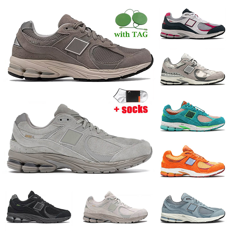 2002R Mens Women High Quality Casual Shoes Marblehead Deep Taupe NB2002R Protection Pack Rain Cloud White Black Camo Grey Designer Luxury Sneakers, C30 munsell white 36-45
2002R Mens Women High Quality Casual Shoes Marblehead Deep Taupe NB2002R Protection Pack Rain Cloud White Black Camo Grey Designer Luxury Sneakers, C30 munsell white 36-45