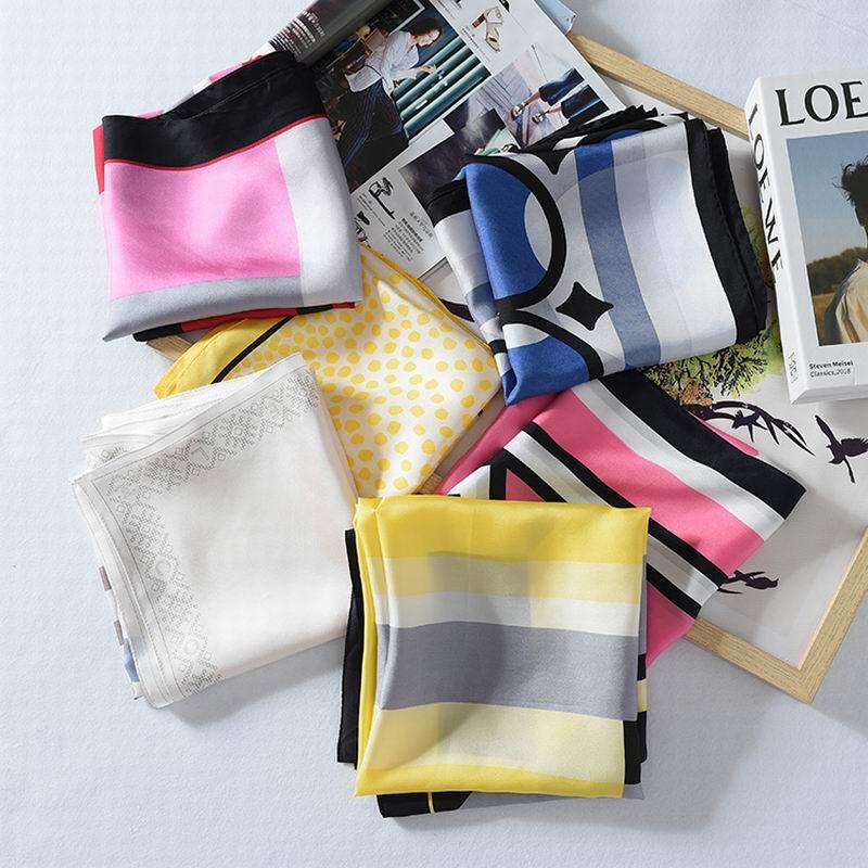 New 100%Silk Scarf Print Scarfs Print Winter Spring Summer Beach Scarf Lady Gift Natural Fabric High Quality Free Shipping
New 100%Silk Scarf Print Scarfs Print Winter Spring Summer Beach Scarf Lady Gift Natural Fabric High Quality Free Shipping