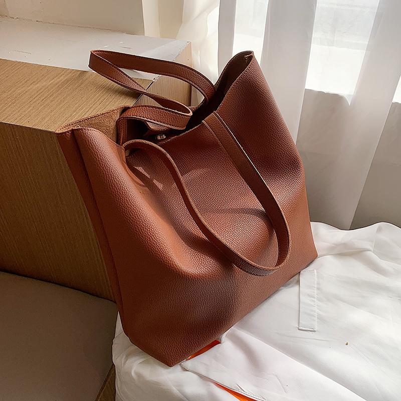 Designer PU Leather Shoulder Bags for Women 2021 Simple Open Handbags Winter Women's Trending Solid Color Hand Bag, Beige
Designer PU Leather Shoulder Bags for Women 2021 Simple Open Handbags Winter Women's Trending Solid Color Hand Bag, Beige