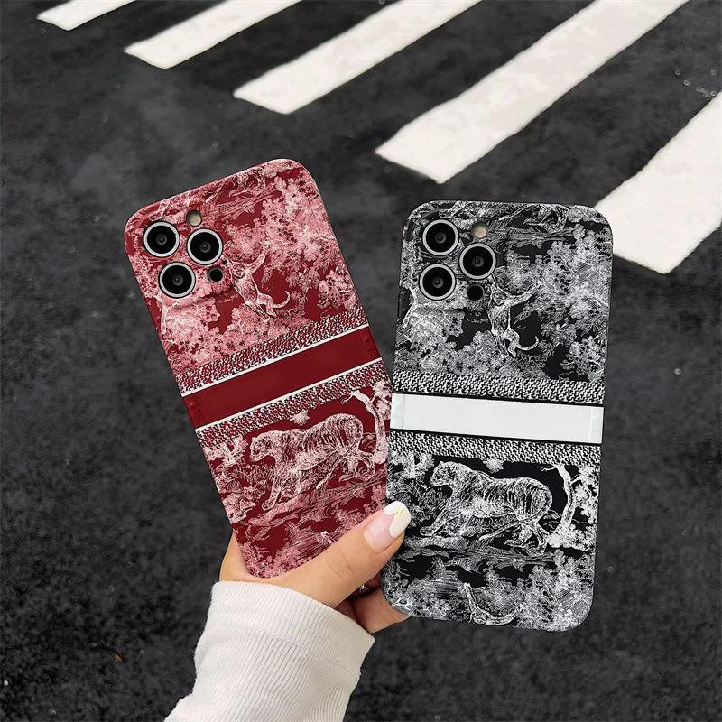 Luxurys Designers iPhone Case For iphone 13Pro Max 12 11 Pro 7/8 7p/8p x/xs Fashion Luxury Soft Back Cover, Black
Luxurys Designers iPhone Case For iphone 13Pro Max 12 11 Pro 7/8 7p/8p x/xs Fashion Luxury Soft Back Cover, Black