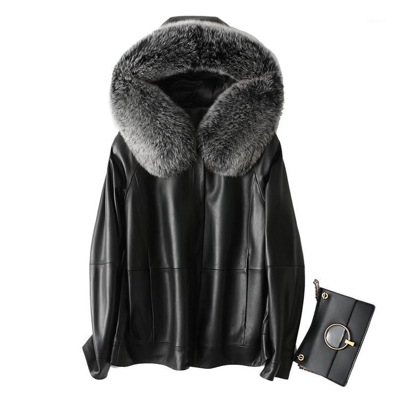 2020, winter women genuine leather jacket, fur, hooded, from sheepskin, coat, women's down jackets, am817851, Black one
2020, winter women genuine leather jacket, fur, hooded, from sheepskin, coat, women's down jackets, am817851, Black one