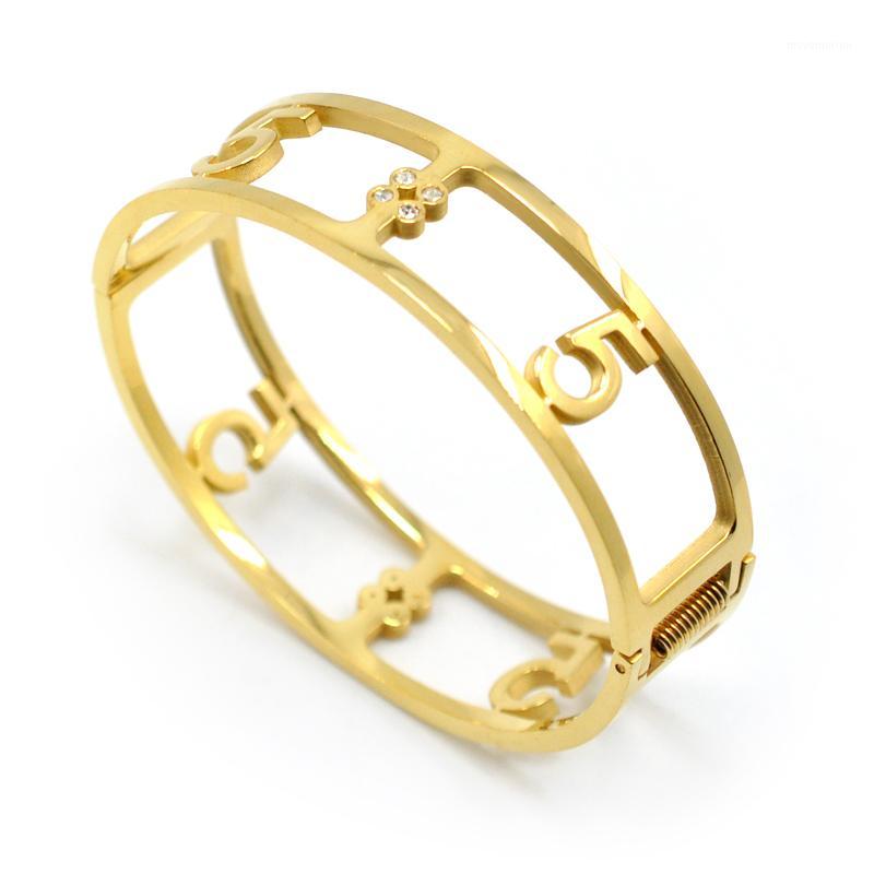 Stainless Steel Hollow Number 5 Bracelets & Bangles for Women Cuff Wide Bracelets Classic Jewelry For Best friend1
Stainless Steel Hollow Number 5 Bracelets & Bangles for Women Cuff Wide Bracelets Classic Jewelry For Best friend1