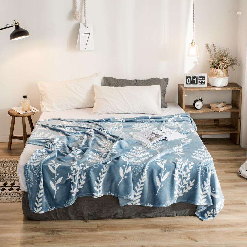 51 Flower season bedspread blanket 200x230cm High Density Super Soft Flannel Blanket to on for the sofa/Bed/Car Portable Plaids1
51 Flower season bedspread blanket 200x230cm High Density Super Soft Flannel Blanket to on for the sofa/Bed/Car Portable Plaids1