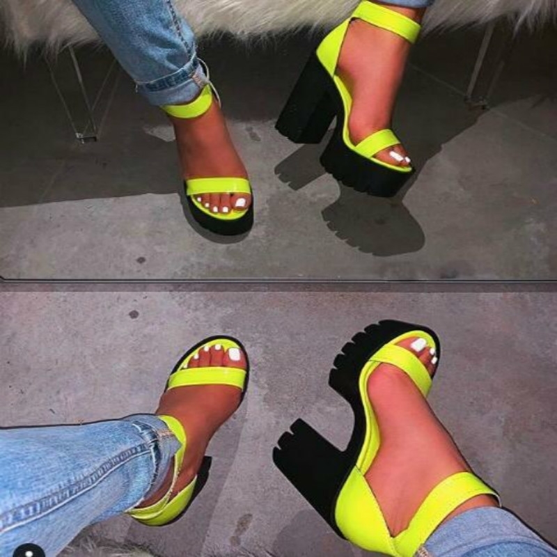 Women Shoes Fashion Pvc Clear Sandals Ankle Strap High Heel Female Sandals Night Club Platform Heels Back Y200323