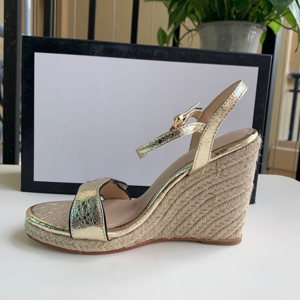 Female slippers Office Lady Pumps Fashion high heel women sandals summer Genuine leather Back Strap sandals Dress Shoes Size 35-41, Black
Female slippers Office Lady Pumps Fashion high heel women sandals summer Genuine leather Back Strap sandals Dress Shoes Size 35-41, Black