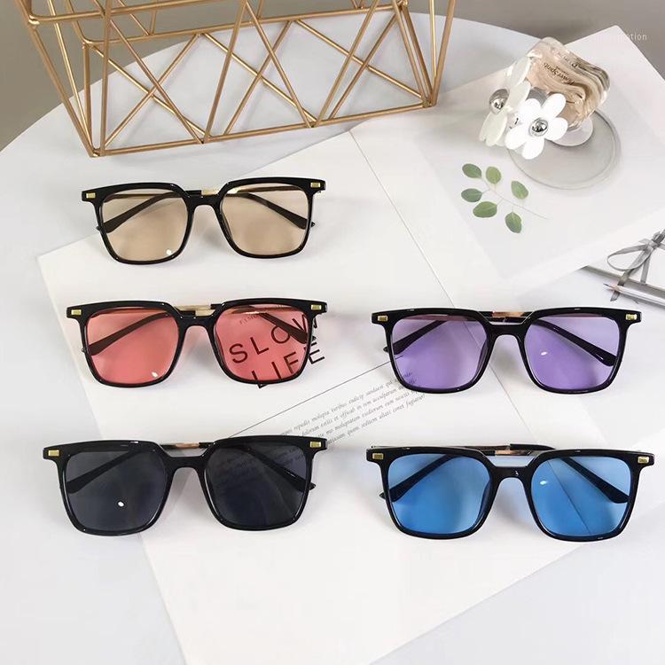 2020 New Square Black Sunglasses for Men Women Outdoor Sport driving Eyewear Light Day And Night Polarized Driving Sun Glasses1
2020 New Square Black Sunglasses for Men Women Outdoor Sport driving Eyewear Light Day And Night Polarized Driving Sun Glasses1