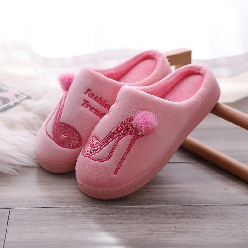 Women Cotton slippers High Heel Printing Fur Slippers Slides Slip On Winter Warm House Shoes Lovers Indoor Slides, Pink
Women Cotton slippers High Heel Printing Fur Slippers Slides Slip On Winter Warm House Shoes Lovers Indoor Slides, Pink