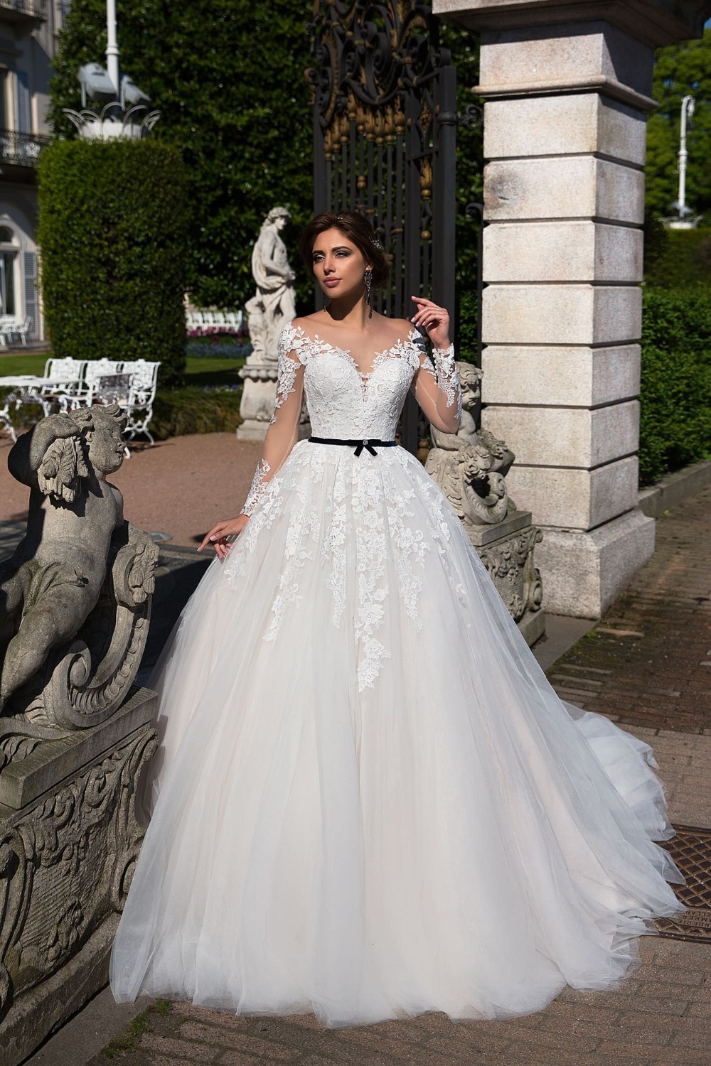 2021 New Vintage Sleeve Darling Wedding Bands Bride Applique Tulle Dress Ball Button Come Dressed As a 5L1L, White
2021 New Vintage Sleeve Darling Wedding Bands Bride Applique Tulle Dress Ball Button Come Dressed As a 5L1L, White