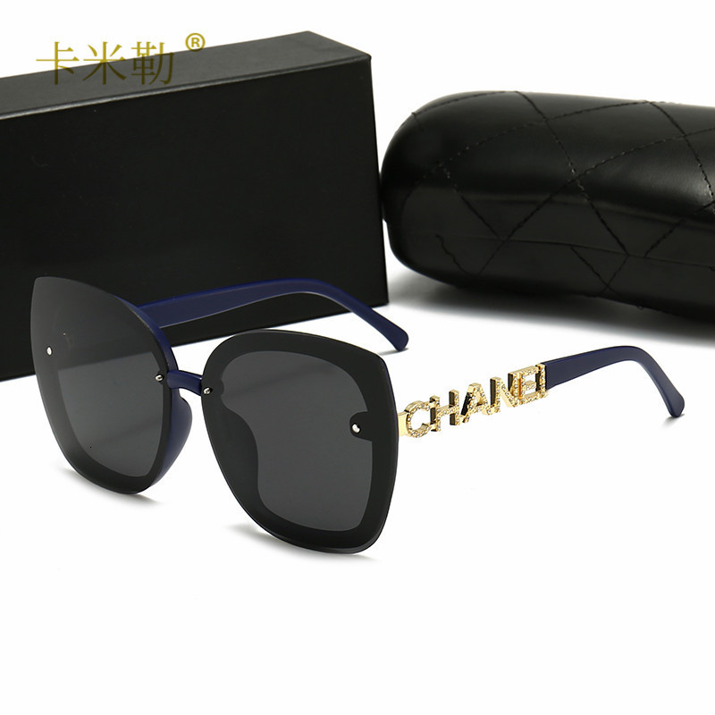 2021 new women's polarized Fashion oval face driving holiday sunglasses 548 KML-Designer, White;black
2021 new women's polarized Fashion oval face driving holiday sunglasses 548 KML-Designer, White;black