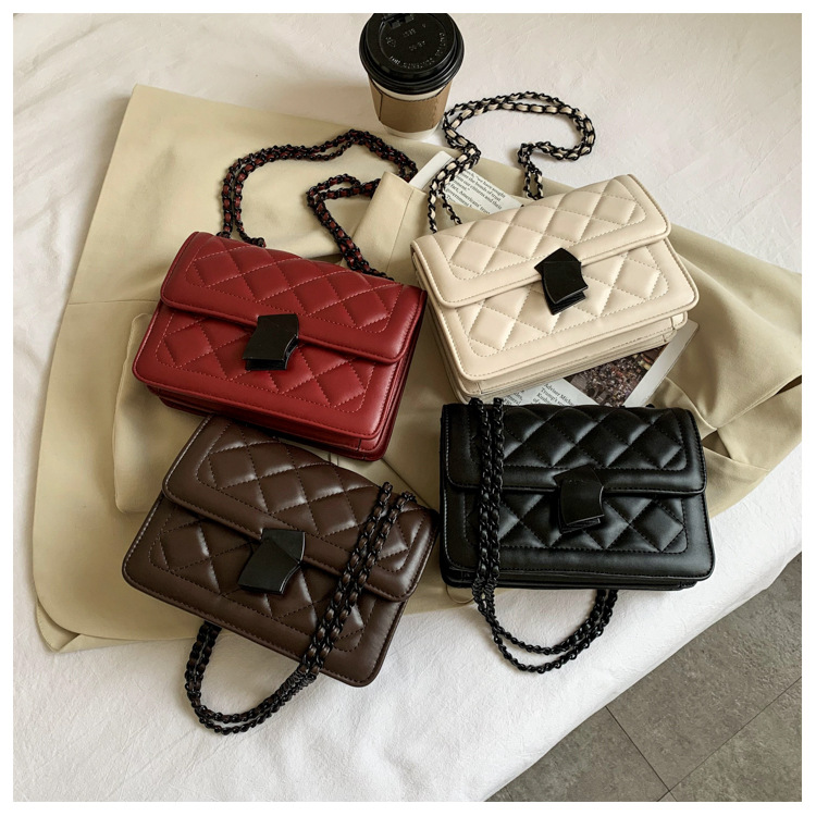 HBP messenger bag handbag handbag designer New design woman bag high quality texture fashion fashion shoulder bag chain Check Charm
HBP messenger bag handbag handbag designer New design woman bag high quality texture fashion fashion shoulder bag chain Check Charm
