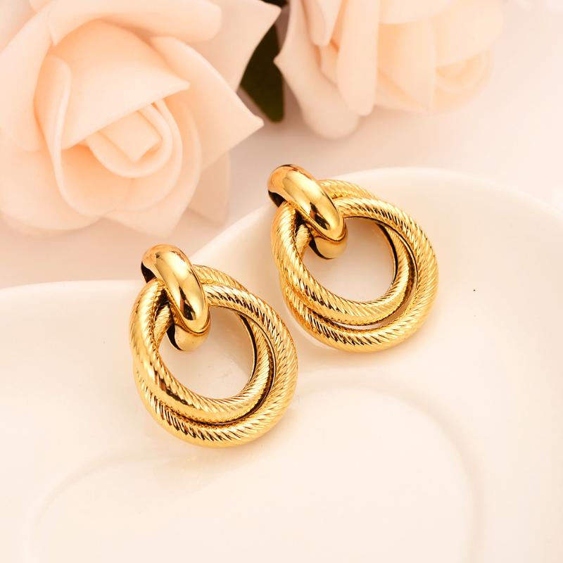 big twisted Round Circles Huggies Hoop Earrings Gold Jewellery For Children Aros women jewelry african best wedding bridal gift
big twisted Round Circles Huggies Hoop Earrings Gold Jewellery For Children Aros women jewelry african best wedding bridal gift