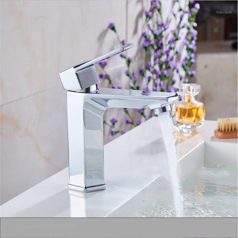 All copper faucet bathroom household hot and cold single hole bathroom washbasin toilet cabinet1
All copper faucet bathroom household hot and cold single hole bathroom washbasin toilet cabinet1