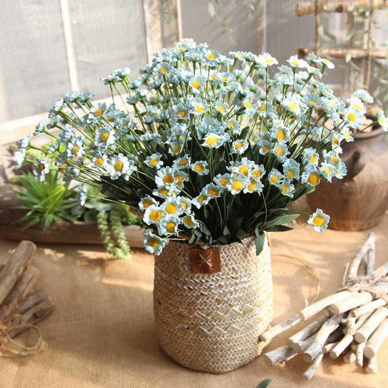 15 Heads Artificial Flowers Silk Daisy Flowers Fake DIY Wedding Party Decoration Home Vases Decoration1, As picture
15 Heads Artificial Flowers Silk Daisy Flowers Fake DIY Wedding Party Decoration Home Vases Decoration1, As picture