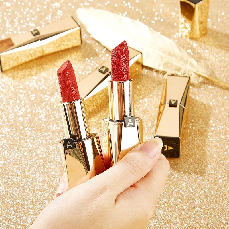 Douyin Live Fog Surface Matte Small Gold Tube Varved Lipstick Waterproof Moisturizing Non-stick Cup Miniature Engraving Lipstick, 04 milk bean paste
Douyin Live Fog Surface Matte Small Gold Tube Varved Lipstick Waterproof Moisturizing Non-stick Cup Miniature Engraving Lipstick, 04 milk bean paste