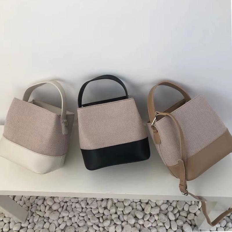 2020 Casual Canvas Design Women Shoulder Crossbody Bags Hit Colors Bucket Handbags Luxury Pu Leather Large Buckets Bag Tote, Black
2020 Casual Canvas Design Women Shoulder Crossbody Bags Hit Colors Bucket Handbags Luxury Pu Leather Large Buckets Bag Tote, Black