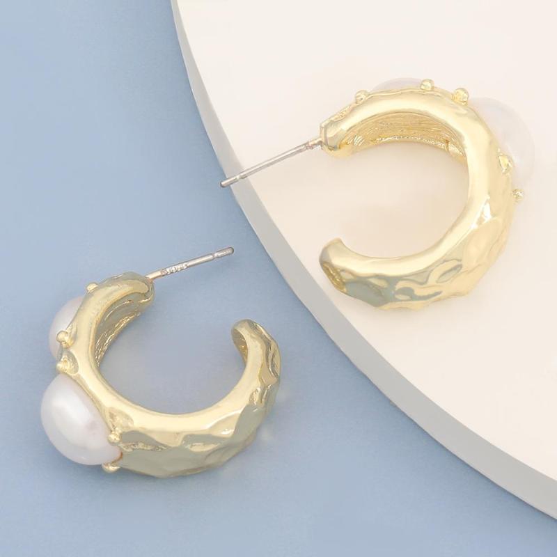 Elegant C Shape Metal Stud Earring Women Fashion Pearls Delicate Jewelry Geometrical Female Charm Earring Accessories Gifts
Elegant C Shape Metal Stud Earring Women Fashion Pearls Delicate Jewelry Geometrical Female Charm Earring Accessories Gifts