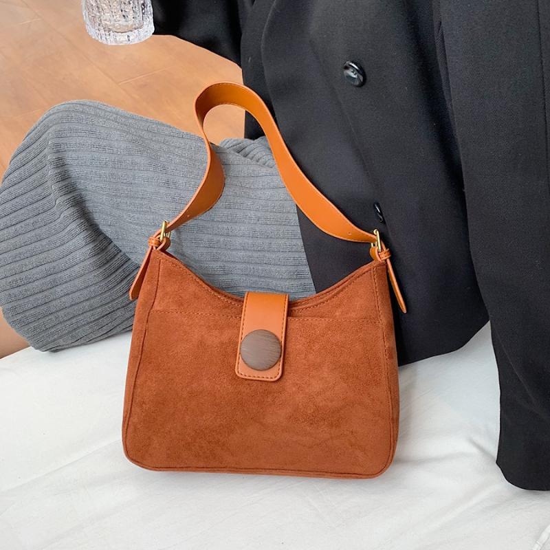 Hand Bags for Women 2021 Designer Vintage Shoulder Bag Solid Color Matte Leather Tote Handbags Trending Women Winter Luxury Bag, Black
Hand Bags for Women 2021 Designer Vintage Shoulder Bag Solid Color Matte Leather Tote Handbags Trending Women Winter Luxury Bag, Black