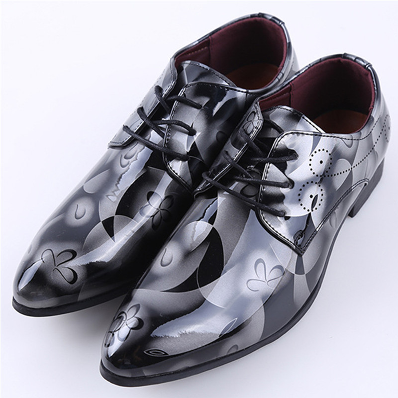 2020 New Stylist Leather Shoes Mens Pointed-Toe Floral Patent Leather Wedding Shoes plus Size Mens Shoes Casual Leather, Grey
2020 New Stylist Leather Shoes Mens Pointed-Toe Floral Patent Leather Wedding Shoes plus Size Mens Shoes Casual Leather, Grey