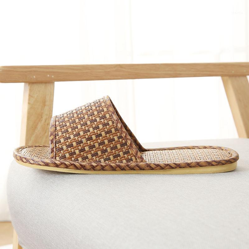 COZULMA Men Breathable Flax Weaving Slippers Women Summer Slides Shoes Female Unisex Indoor Flat Slipper Size 35-451, Khaki
COZULMA Men Breathable Flax Weaving Slippers Women Summer Slides Shoes Female Unisex Indoor Flat Slipper Size 35-451, Khaki