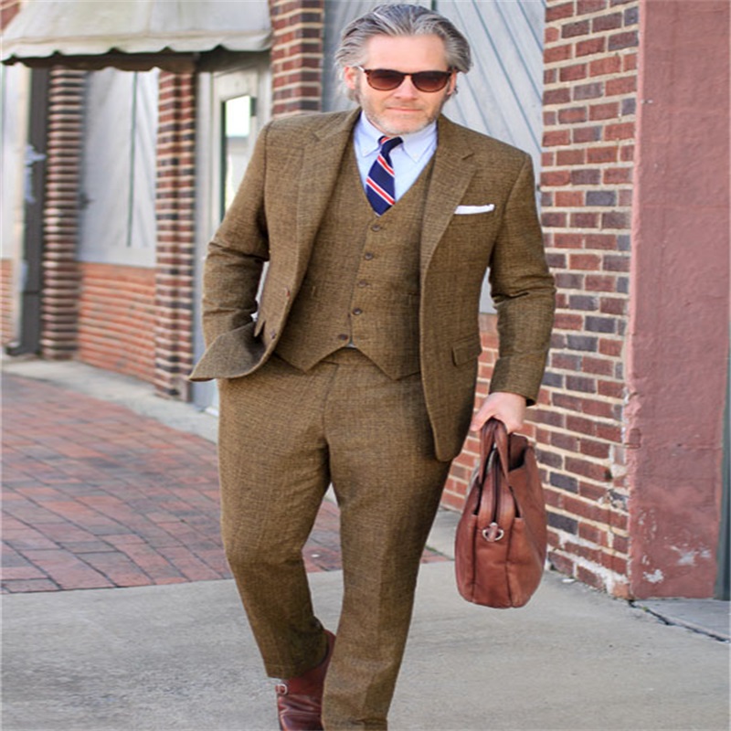 Khaki Handsome Men Suits Thick Notch Lapel Wedding Tuxedos 3 Piece Two Button Blend Vintage Tailored Fit Suits For Best Man Custom Made