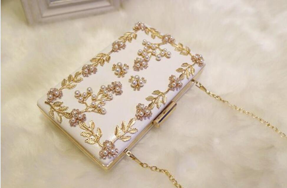 HBP Luxury Rhinestone Clutch Evening Bag Women Brand Designer Chic Diamond Handbag Chain Shoulder Bag For Evening Party Purse 001A, Gold
HBP Luxury Rhinestone Clutch Evening Bag Women Brand Designer Chic Diamond Handbag Chain Shoulder Bag For Evening Party Purse 001A, Gold