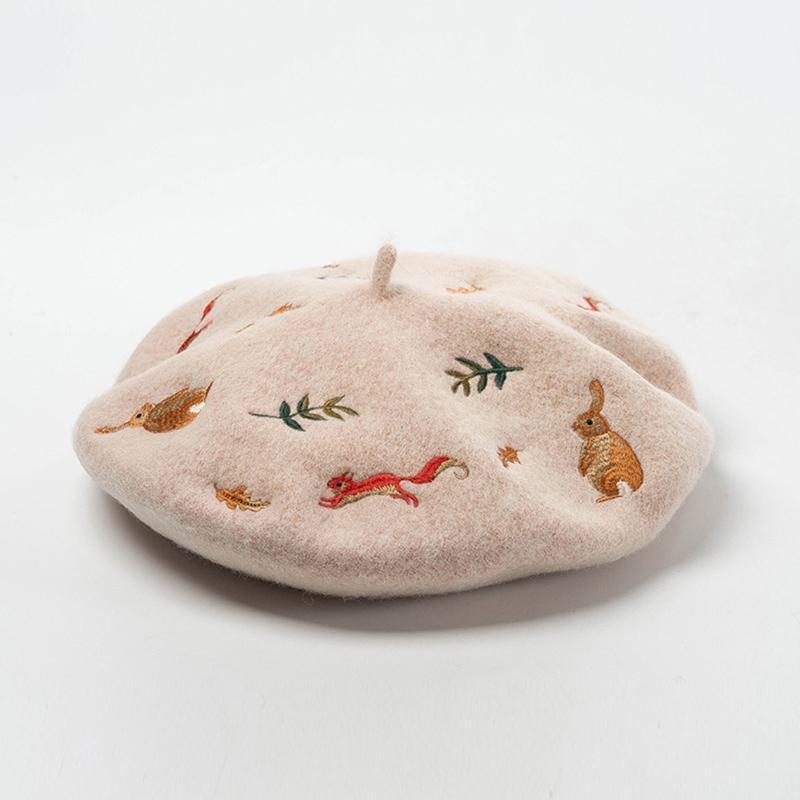 Korean Autumn And Winter New Squirrel Leaves Embroidered Wool Wool Beret Artist Hat Hat1, Kk
Korean Autumn And Winter New Squirrel Leaves Embroidered Wool Wool Beret Artist Hat Hat1, Kk