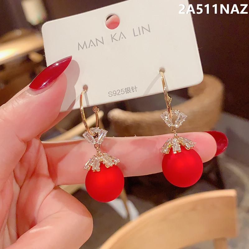 Temperamental Exquisite Simulated-pearl Zircon Hoop Earrings Trend Simple Premium Texture Elegant Eardrop All-matching
Temperamental Exquisite Simulated-pearl Zircon Hoop Earrings Trend Simple Premium Texture Elegant Eardrop All-matching