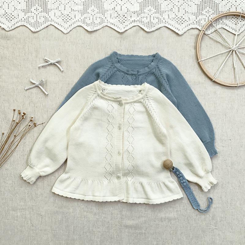 2021 new style girls knitted sweater hollow cotton Spring fashion full sleeve girls cardigan 0-4 years, Beige 
2021 new style girls knitted sweater hollow cotton Spring fashion full sleeve girls cardigan 0-4 years, Beige