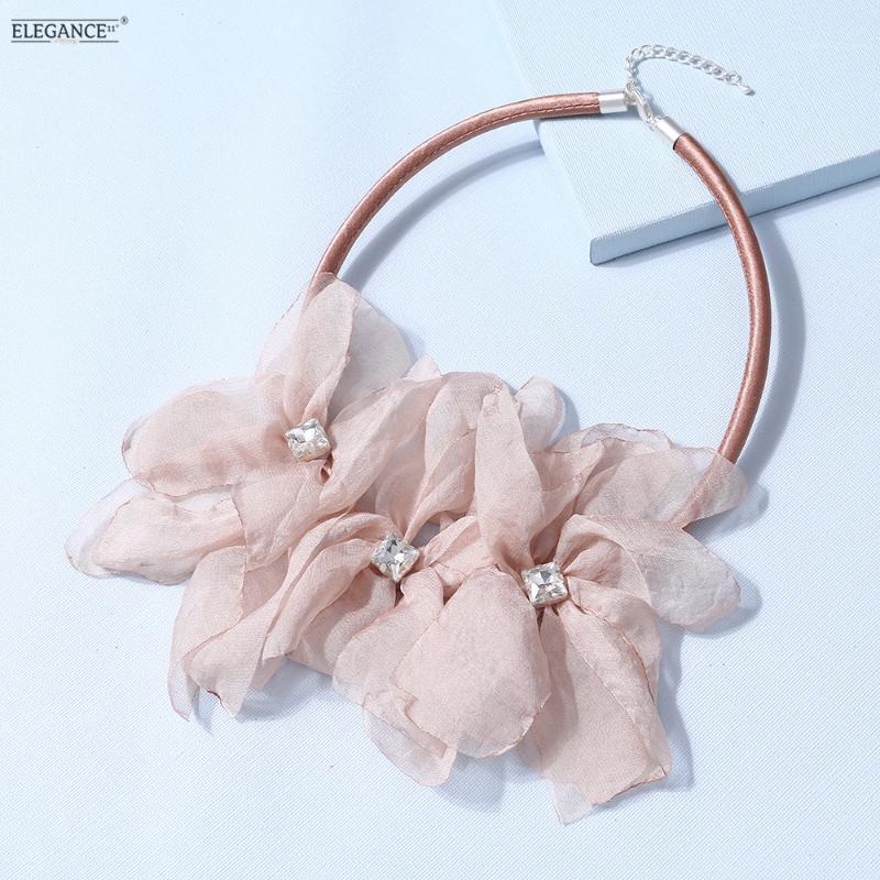 Elegance Women Choker Necklace Big Flower Fashion Rhinestones Necklaces For Girl Jewelry Wedding Accessories Gift Wholesale1
Elegance Women Choker Necklace Big Flower Fashion Rhinestones Necklaces For Girl Jewelry Wedding Accessories Gift Wholesale1