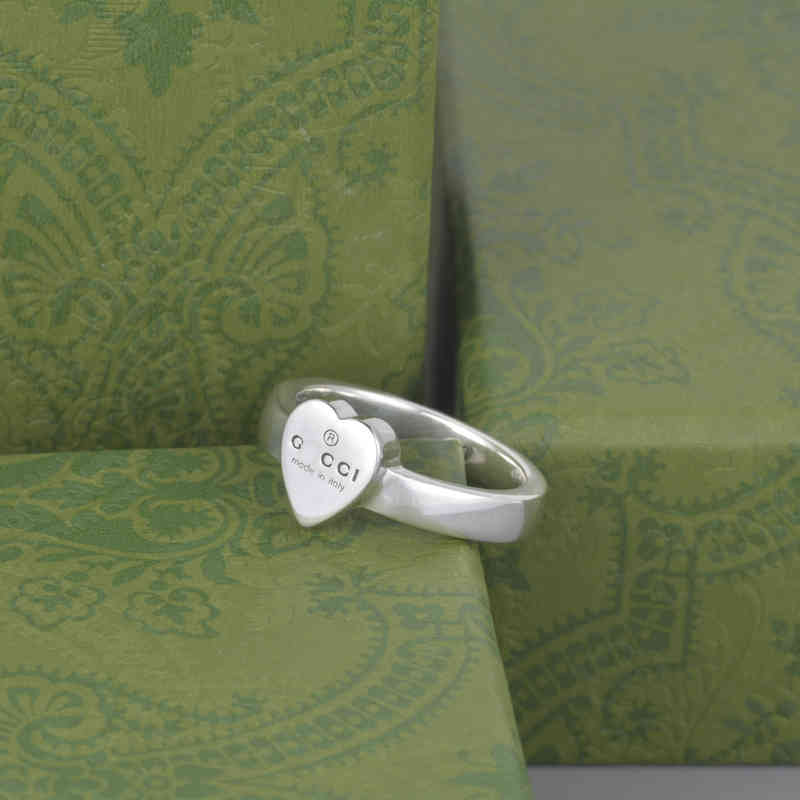 2022 Latest Factory Wholesale Ancient letter pattern love ring male and female couple ring fashion personalized simple jewelry hand decoration
2022 Latest Factory Wholesale Ancient letter pattern love ring male and female couple ring fashion personalized simple jewelry hand decoration