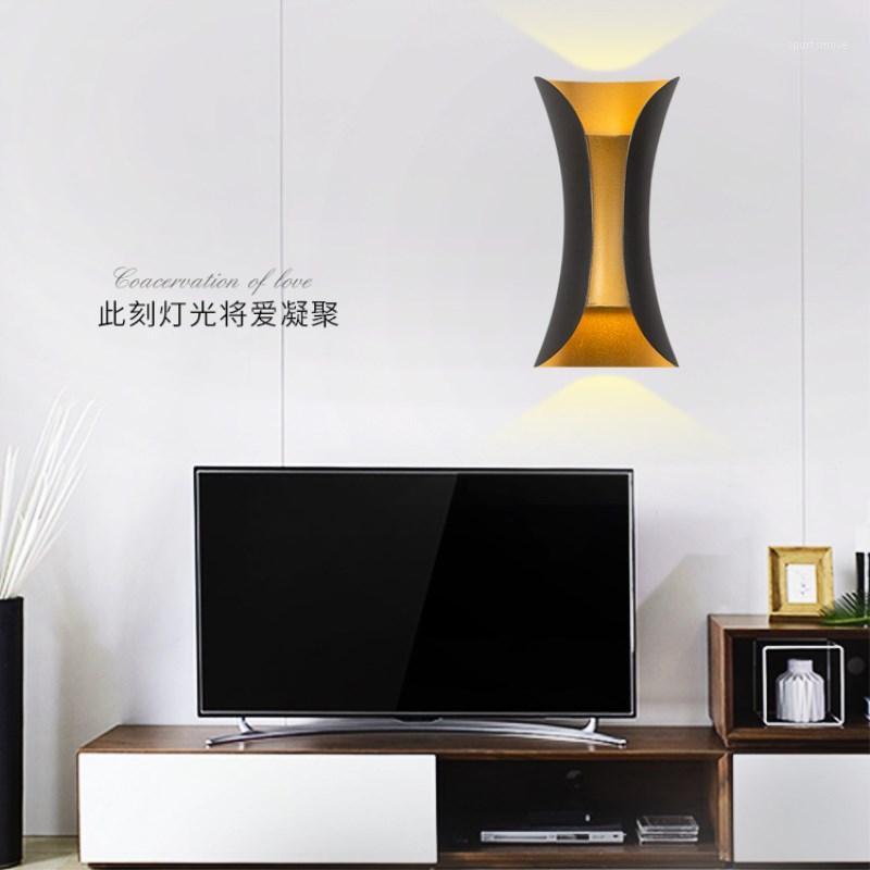 LED indoor and outdoor waterproof wall lamp 10w hotel wall double light door post balcony up and down spot lighting1
LED indoor and outdoor waterproof wall lamp 10w hotel wall double light door post balcony up and down spot lighting1