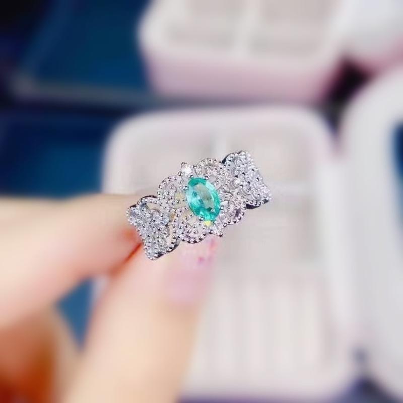 Cluster Rings Natural Real Emerald Ring Per Jewelry 925 Sterling Silver 4*6mm 0.52ct Gemstone Fine For Men Or Women J213307, Golden;silver
Cluster Rings Natural Real Emerald Ring Per Jewelry 925 Sterling Silver 4*6mm 0.52ct Gemstone Fine For Men Or Women J213307, Golden;silver