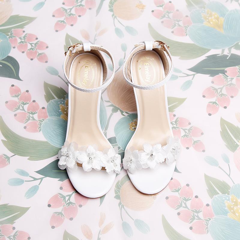 White Sweet Fairy Chiffon Flower Korean-Style Women's Sandals Bridesmaid Hollow Straight-Line Buckle Wrist Strap Stilettos New1, 6cm
White Sweet Fairy Chiffon Flower Korean-Style Women's Sandals Bridesmaid Hollow Straight-Line Buckle Wrist Strap Stilettos New1, 6cm