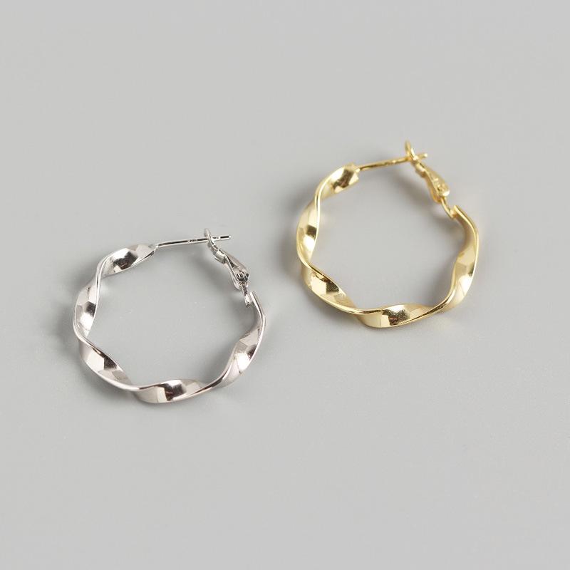 Fashion Popular 100% S925 Sterling Silver Jewelry Twist Big Circle Hoop Earring silver ornaments Women Party Wedding Gift
Fashion Popular 100% S925 Sterling Silver Jewelry Twist Big Circle Hoop Earring silver ornaments Women Party Wedding Gift