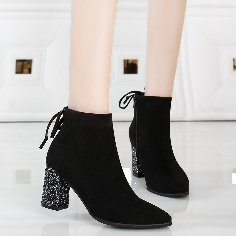 2021 New Women Ankle Boots Bling High Heels Shoes Seude Fashion Party Wedding Pumps Thin Plush Autumn Winter Comfort Shoe Woman Xsg3, Black
2021 New Women Ankle Boots Bling High Heels Shoes Seude Fashion Party Wedding Pumps Thin Plush Autumn Winter Comfort Shoe Woman Xsg3, Black