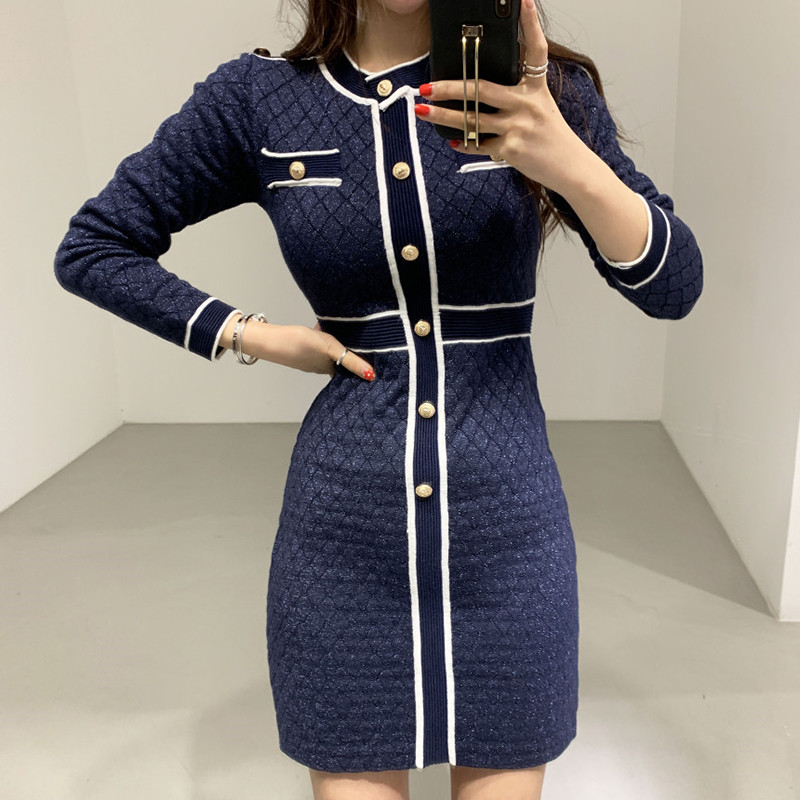 2021 New Dressed Vintage Korean Mesh Chic Around the Neck High Waist Sheath Contrast Thin Argyle Dress in Sweater 4XCS, Navy blue.
2021 New Dressed Vintage Korean Mesh Chic Around the Neck High Waist Sheath Contrast Thin Argyle Dress in Sweater 4XCS, Navy blue.