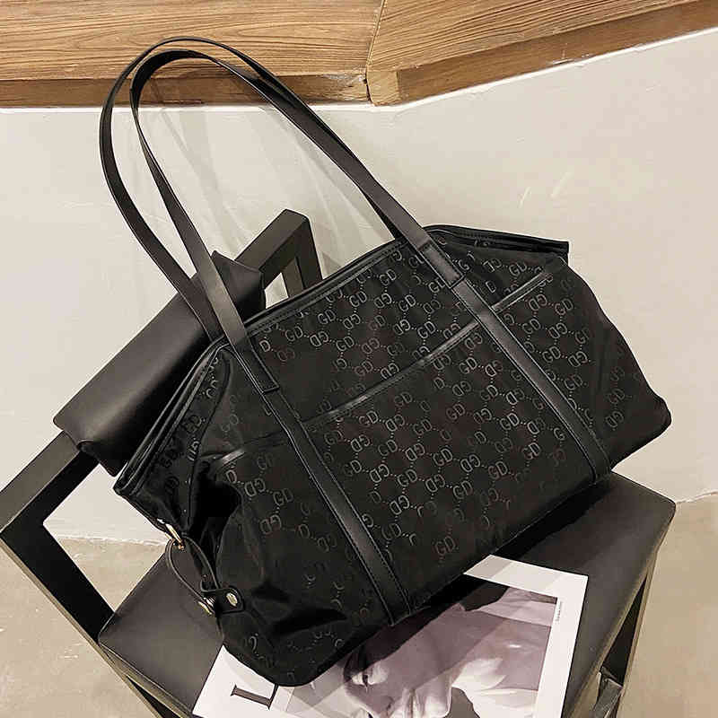 Purse Signature big women's new sling shoulder large capacity mother's hand simple shopping bag armpit Tote Bag, Khaki
Purse Signature big women's new sling shoulder large capacity mother's hand simple shopping bag armpit Tote Bag, Khaki