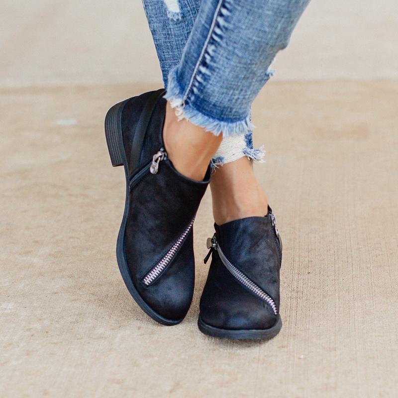 Women Fashion New Low-Heel Boots Autumn Winter Ladies Ankle Boots Side Zipper Woman Suede Leather Casual Size35-43, Black
Women Fashion New Low-Heel Boots Autumn Winter Ladies Ankle Boots Side Zipper Woman Suede Leather Casual Size35-43, Black
