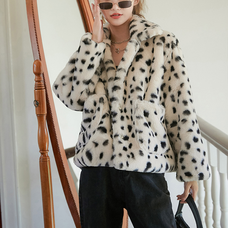 PERHAPS U Women Beige Faux Fur Coat Outwear Button Warm Thick Turn Down Collar Pocket Leopard C0368 201215