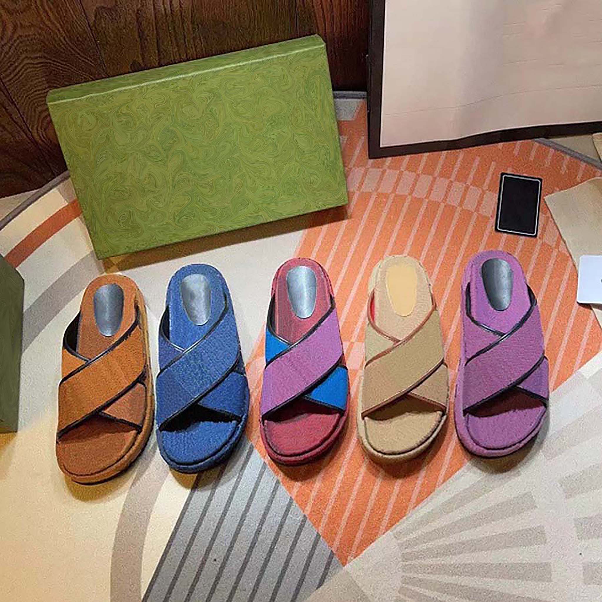 High Quality Women Summer Rubber Sandals Slipper Beach Slide Fashion Scuffs Slippers Indoor Shoes Size EUR 35-42 shoe02 01, Black
High Quality Women Summer Rubber Sandals Slipper Beach Slide Fashion Scuffs Slippers Indoor Shoes Size EUR 35-42 shoe02 01, Black